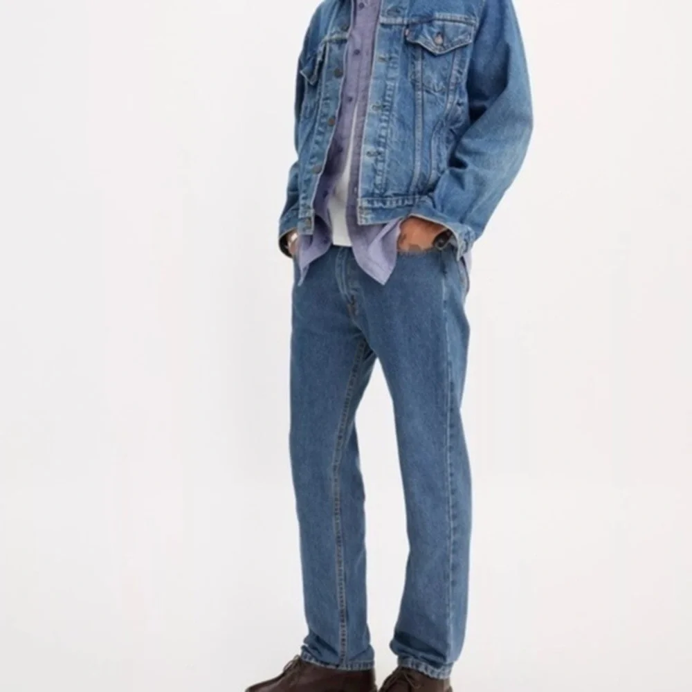 NWOT Levi’s 505 Regular Fit Blue Jeans~Mens Size 40x30 Color Blue